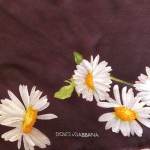 Dolce & Gabbana Silk Daisy Black Scarf 18’